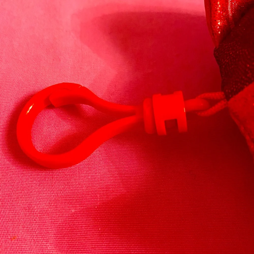 Sparkle Red MeeMeow Cat Face Heart Eyes Keychain APHMAU